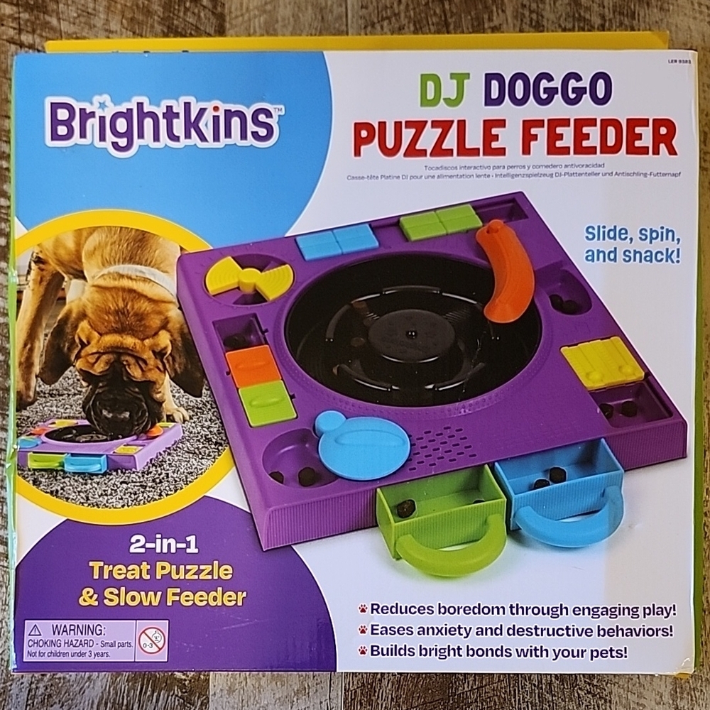 Brightkins DJ Doggo Puzzle Feeder